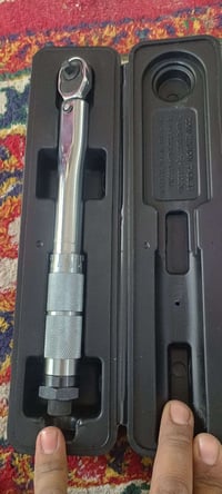 راجز عزم • توصيل موجود