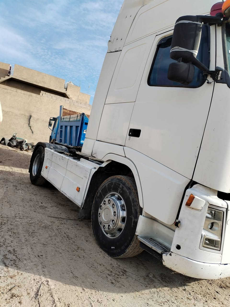 فالفو شيطان موديل
2002
*********** مربوط فلات ٤ محاور رقم كركوك
جاهزه ع شغل
كير محرك اكسل شرط
