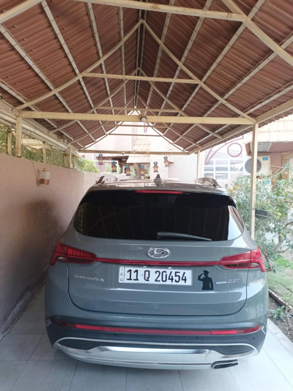 سلام عليكم سنتافيا موديل 23حادثهه تخريب البنيد مبدل اصلي والباب السايق اصلي بدون اي حادث التاير من جوه بي حرق سياره فول مواصفات اعلى فه بسنتافيا ماشيه 20الف سياره جديد معنا الكلمه سعره 230وبيهه مجال مكاني بغداد الدوره ‭0770 719 4579‬
