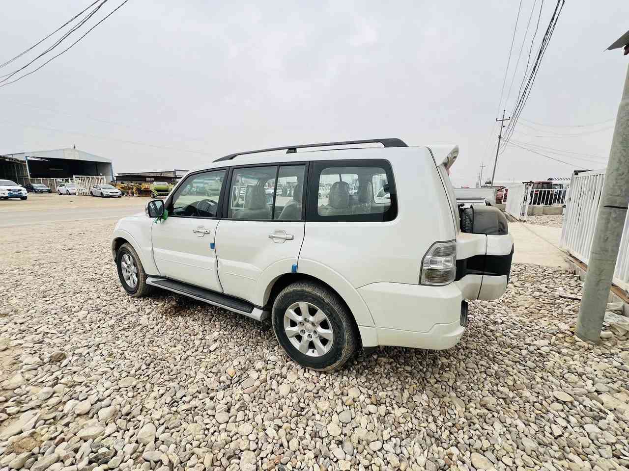 مستيبوشي باجيرو
مديل2016

كير اوتماتيك

محرك 6سلندر 

مكفوله كفاله عامه

ماشيه 100

للاستفسار اكثر  اتصل: ‭0771 347 2192‬
