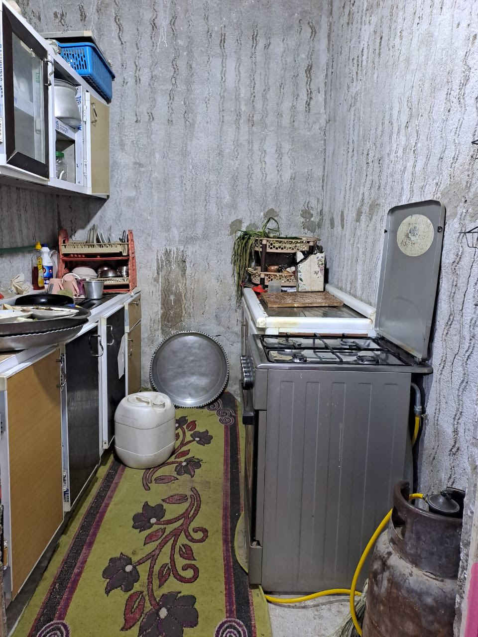 دار 100متر زراعي السعر 22وبي مجال شارع المطار الجديد بلوك عكاده قريب عالشارع سعر عرصه قرب فرع مرطبات الاواىل للاستفسار مكتب رعد النفاخ وتساب ***********
