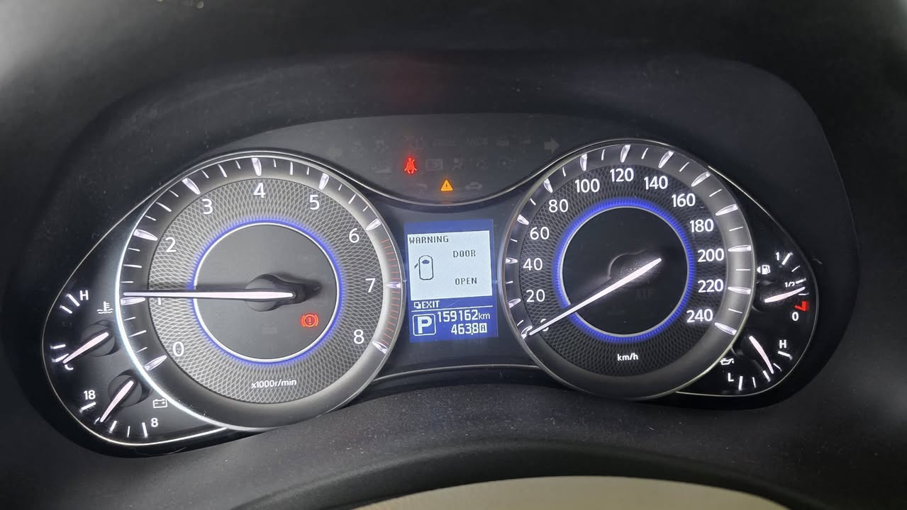 infinity QX80
مواصفات

8 سلندر 
ماشيه 159 الف كيلو 

بصمة - سلايت - داخل بيجي - فورويل - رادار امامي و خلفي - رادار جانبي - خمس كاميرا - 3 شاشة - تشغيل عن بعد - صندوق

شفت - ثلاجة - كشنات جلد - كشنات تتفيئة و تبريد - کشن و

ستيرن خزن - كشنات امامي و خلفي كهربا - تيريد مركزي - حصاص امامي و خلفي - سماعة BOSE - مراي شفت - داخل

فورميكا - فوليوم - تحديد سورعة - زينون - بعد
اربع تایر و ویل حجم 22 بيلادي جديد جديد

سيارة جديد ماشالله بدون نواقص

سيارة شرط بدون ای نواقص گیر و محرك  و حدادی و کهربائيات كامل 

 و شرط ورقة بانزين معها 
و سنوية و رقم جديد سنوي بأسمي تحويل غرامة بشرط

سعر  دفترين و 45 و بيه مجال 
24500 $
للأستفسار ***********
