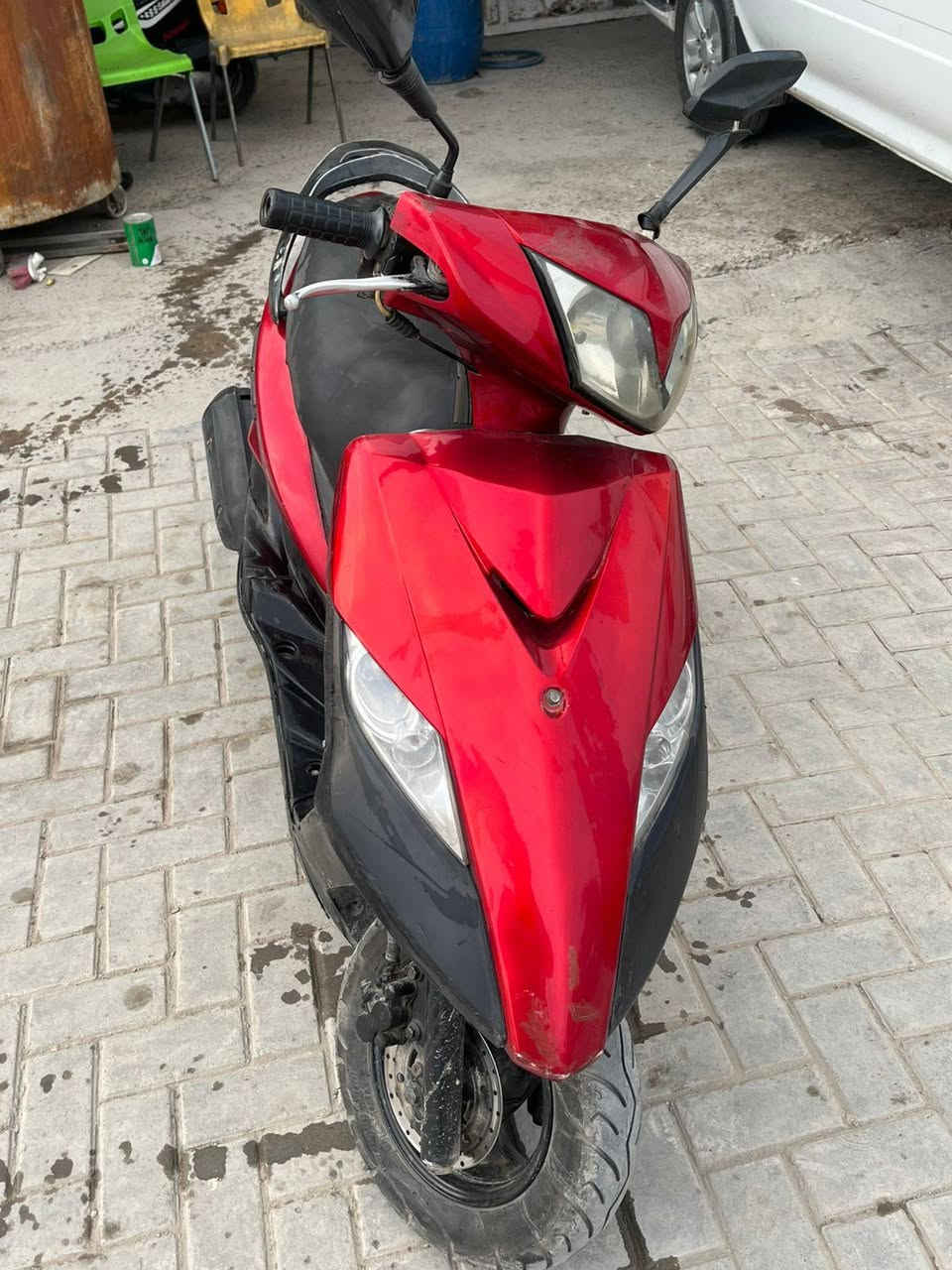 السلام عليكم دراجه ماكس ثعلب 140 للبيع دراجه محرك نضيف كهربائيات شغاله دراجه نكره سلف من اول نكره شغاله مكاني بغداد *********** متواجد واتساب فقط او اتصال فيس مامتواجد
