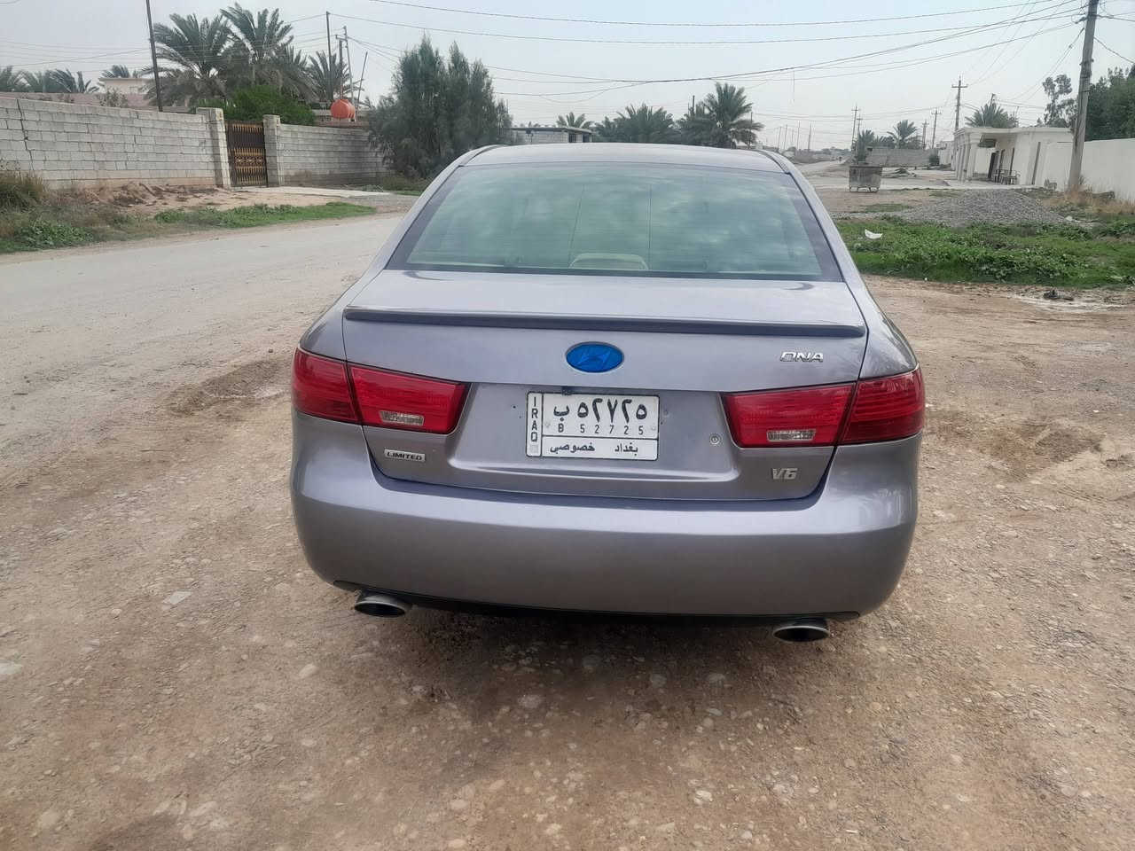 سلام وعليكم سوناته للبيع مديل ٧  فتحه تحكم ستيرن كامره دواره دوشمه كاعيه جلد تخم تاير ويل كب  باتري جديد صدر حلو تبريد ثلج  سياره حلوه خير من الله. رقم بغداد. سعر ٨٨ ديالى الوجهيه ***********
