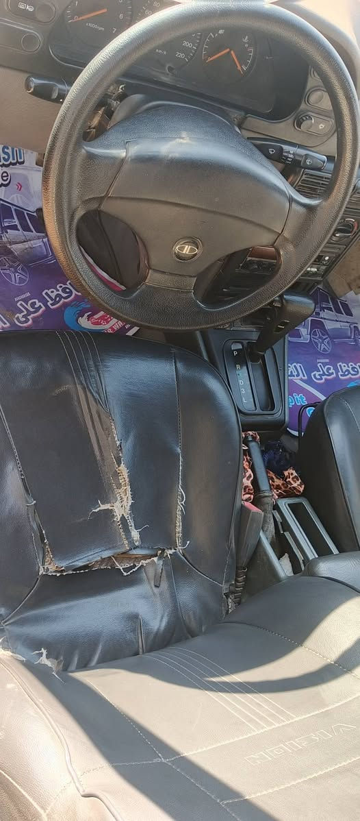 السلام عليكم اسبرو 96 مسكر  رقم بغداد محرك نضيف وكير اتوماتيك الاستفسار ‏‏‪***********‬‏
