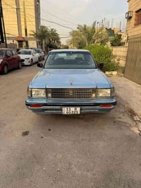 سوبر سيدان موديل 1988 بأسمي ورقم دولي مصبوغه عام للجماليه السعر 47 مكا...