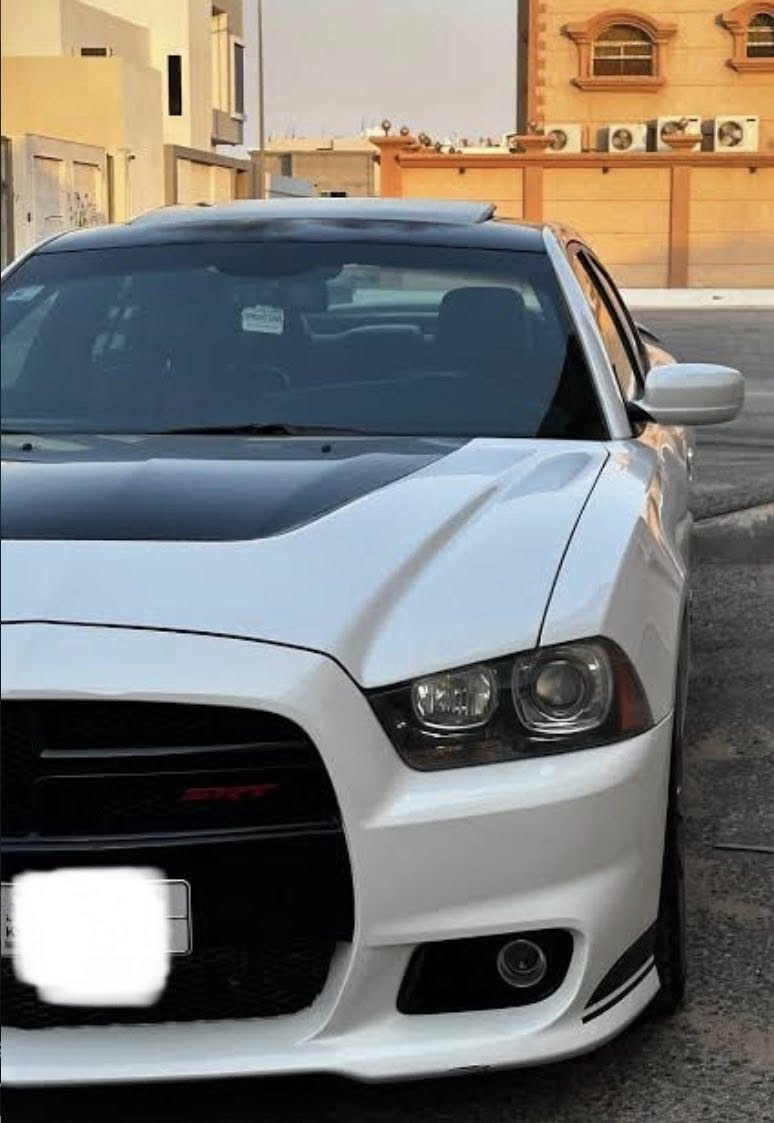 السلام عليكم جارجر Rt 2014 للبيع السياره جديده جداا جداا
الممشى 76km
داخل جلد
فتحه سقف
السياره ابد مداخله استعراض ومعتني بيهه حيل الله يشهد
السياره كلين خليجي اي شخط مابيهه
السعر :175
الرقم للاستفسار  خاص مغلق رجاآ فقط اتصال

0771 367 8136
