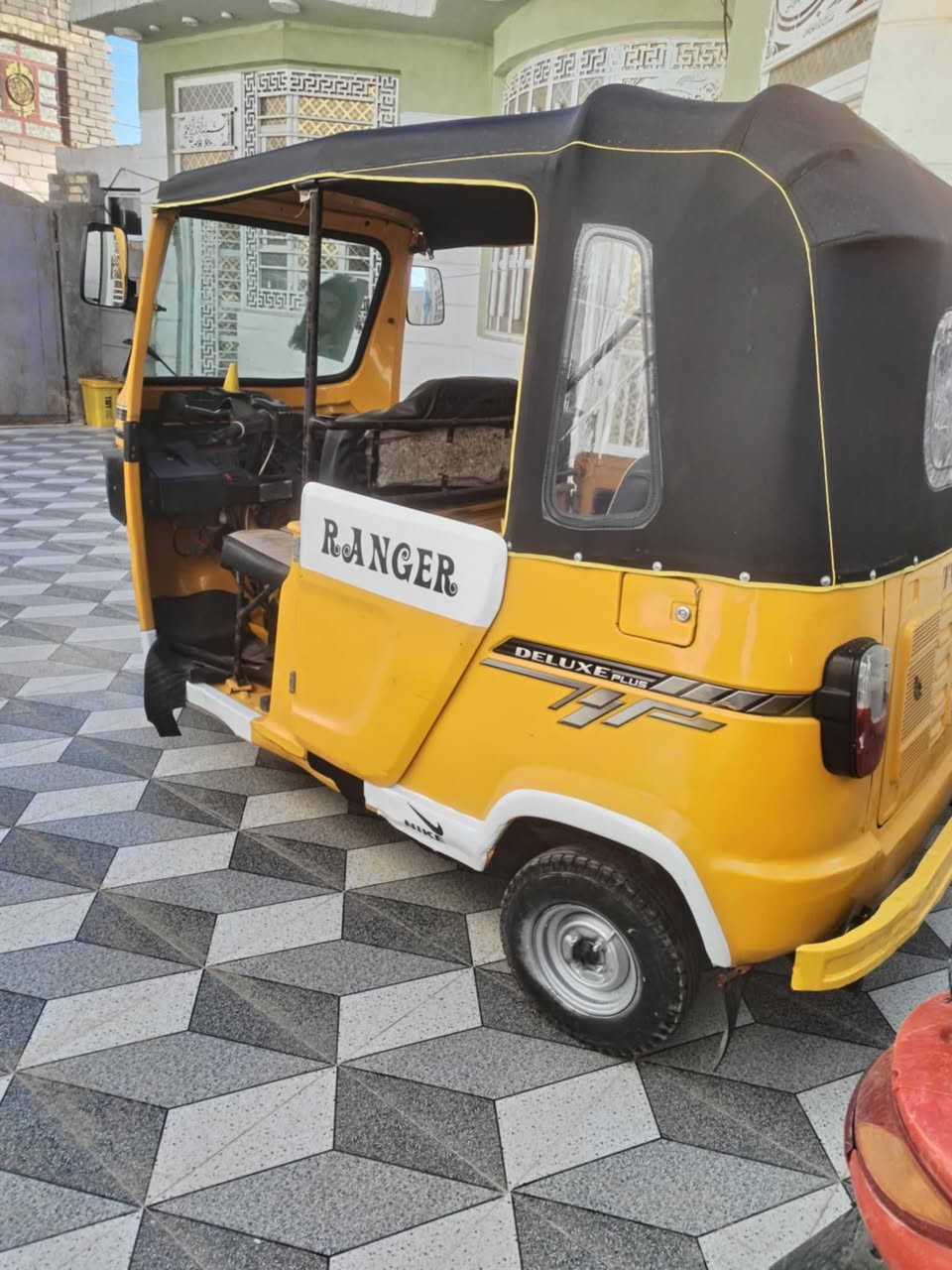 سلام عليكم تكتك للبيع مديل 21 تكتك خير من الله كبل للشارع مرقمه سعر خابر وبيك خير وتدلل ***********
