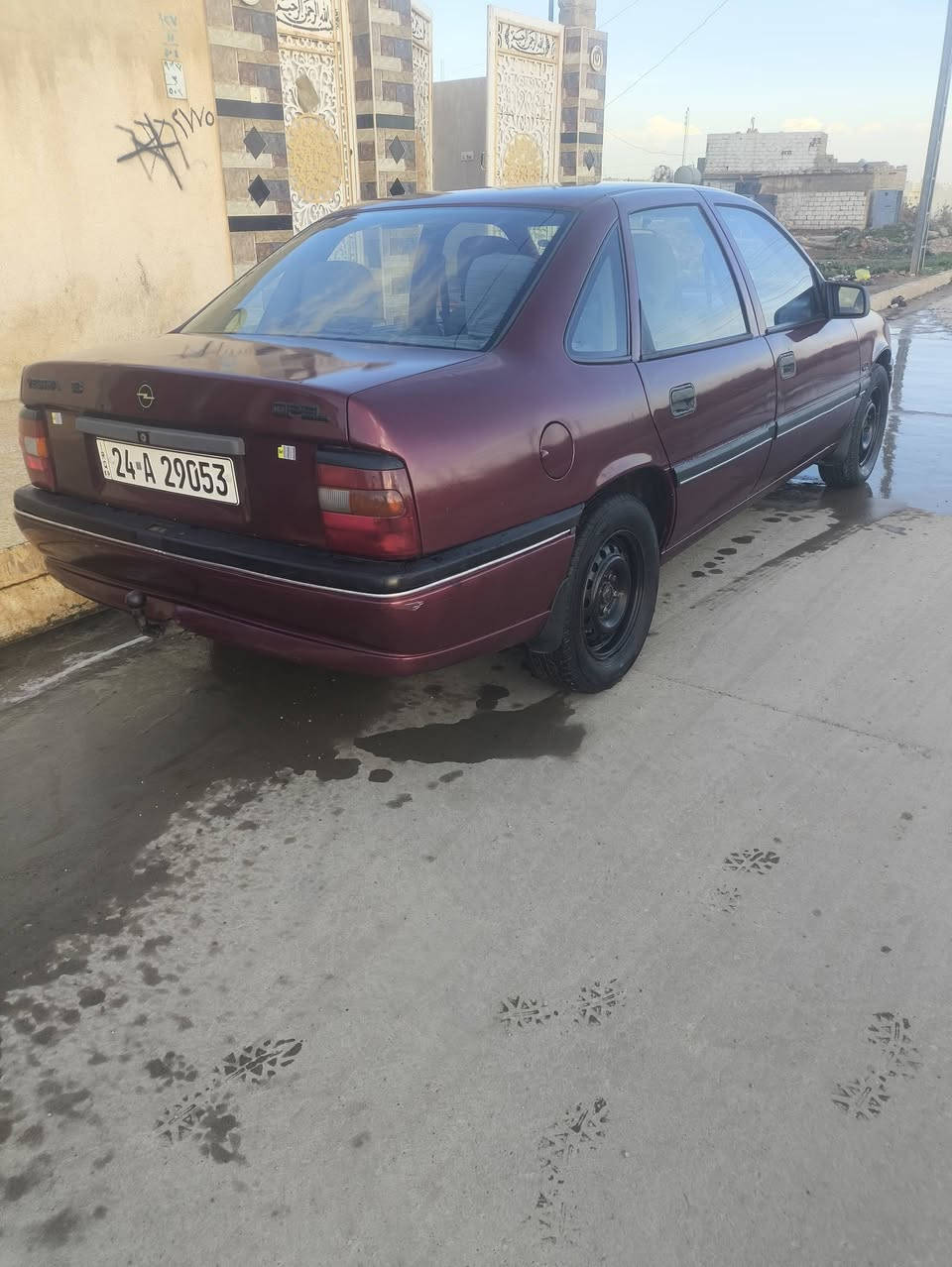 سلام عليكم
فيكترا حجم 18موديل 93

رقم دهوك شرط التحويل كابون بانزين

محرك كير شرط تواير نص عمر باتري جديد 

قفل مركزي دوائر ما مصلحه السياره وضع الشركه  
السياره باسمي
السعر 48

***********/***********
