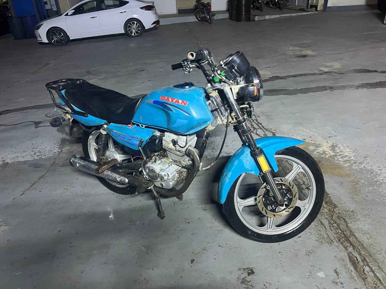 دايون للبيع بدون اوراق مكفوله من السرقه نكره سلف نضيفه دراجه متصرف عليها مكاني كربلاء شارع ميثم التمار الرقم ***********
