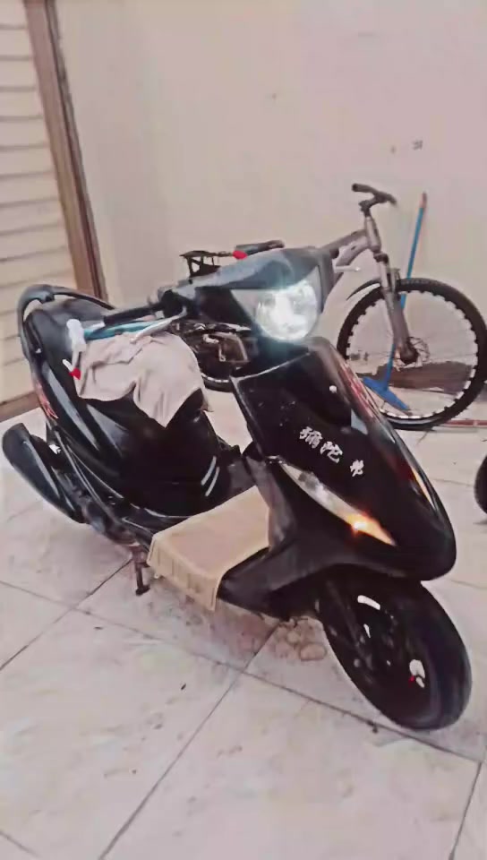 ماكس عدلة( ما مفتوحة)
ماكس عدلة نضيفة ما مفتوحة ونشطة نقصهة سلف واشياء بسيطة مثل /عداد /قبق بك لايت / يعني اشياء بسيطة 

(السعر 700 وبيهة مجال)   
مراسلة خاص


**إذا كنت صاحب هذا الإعلان وتريد حذفه لأي سبب، رجاءا أرسل رسالة إلى الدعم الفني**