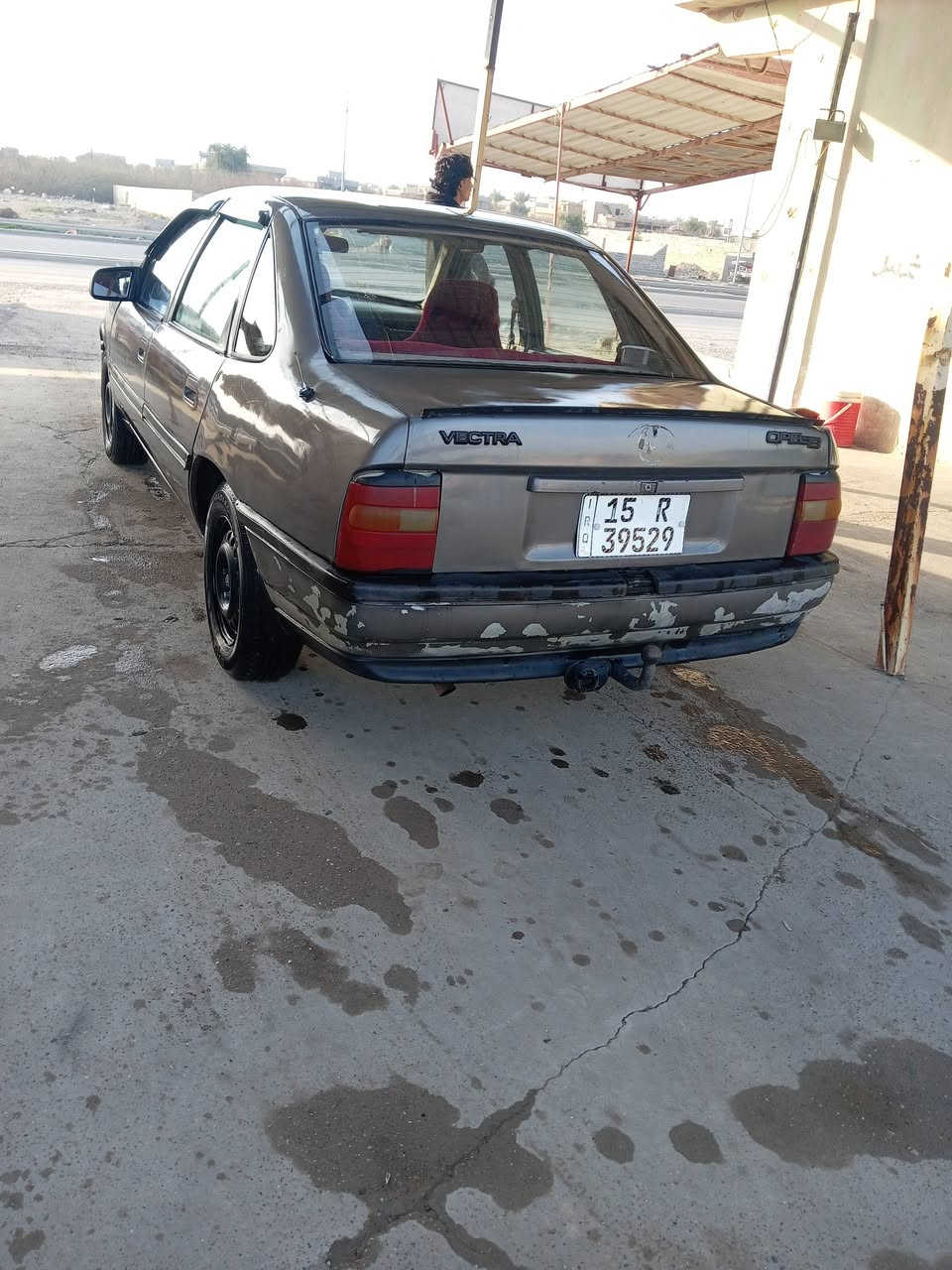 اوبل فكترا محرك 16
رقم دولي بسمي
شرط التحويل
محرك كير شرط 

تايرات ٢ جدد
السعر29 وبيهه مجال قليل ***********
