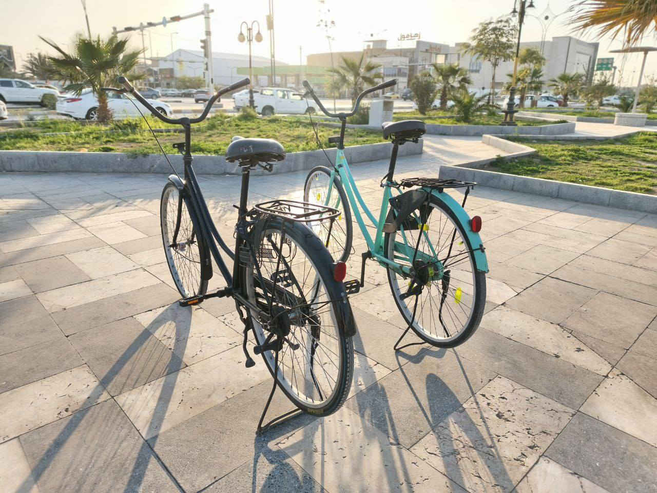 السلام عليكم بايسكلات للبيع صارلهن شهر من طالعات حاويه المكان ناصرية مركز  كلمن وسعره مو شراي لاتجي رقمي ***********
