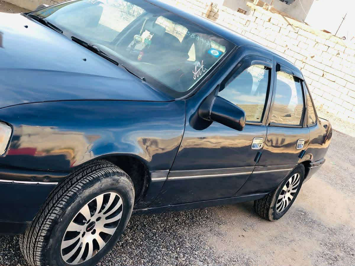 سلام عليكم سياره فكتره 16 للبيع محرك شرط كير شرط كهربائيات كلها شغاله مكفوله كفاله عامه تحويل من الشرعي رقم نينوى دولي سنويه ل 30 السعر35 وبيها مجال مجال الاتصال: ***********
