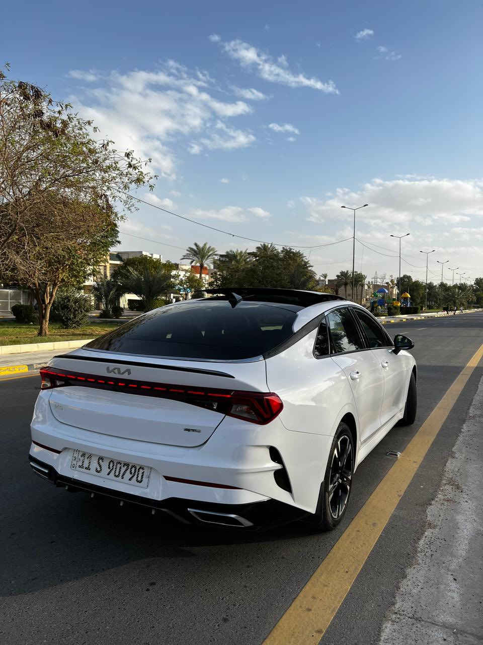 السلام عليكم كي فايف موديل 2024

مواصفات جي تي لاين فوول للاخير

1600 تيربو 

مواصفات 

بانوراما 

بصمه

كشنات تدفئة 

استيرن تدفئة 

شحن هاتف لاسلكي 

قياده ذاتيه ؏ الخطوط السريعه

هاند بريك بصمه

تشغيل عن بعد 

مثبت سرعه 

نضام ABS

مانع انزلاق حساس أطارات 

بك لايت ليد

شاشة

كامره دواره

الاسلكي 

شاشه اعطال

ويل كورم لونين

رادار جانبيه

مراقبة النقطة العمياء

رادار الخطوط البيضاء 

اشاير بالمري 

كشنات جلد احمر

مقعد للسائق قابل للتعديل كهربائياً

لايتات ‏3 عدسات 

نضام قياده أيكو + سبورت +سمارت +نورمال

بلوتوث + aux + usb

فول تحكم ستيرن

كير أوتو + عادي

ئوتو بريك 

‏ ‏الخريطة

ستيرن حرف. Led D +  زينون

توقف ذاتي عند الرجوع

صندوك بصمه

‏AUTO HOLD

تصميم خارجي رياضي

نظام الملاحة

مصابيح خلفية LED

مصابيح ضباب LED

لاسلكي Android Auto 

 ماشيةk38

حادث : بنيد ومبدل نفس اللون  وبارد شبر الجاملغ الايسر   

السعر 182 وبيها مجال لشراي 

الرقم ***********
