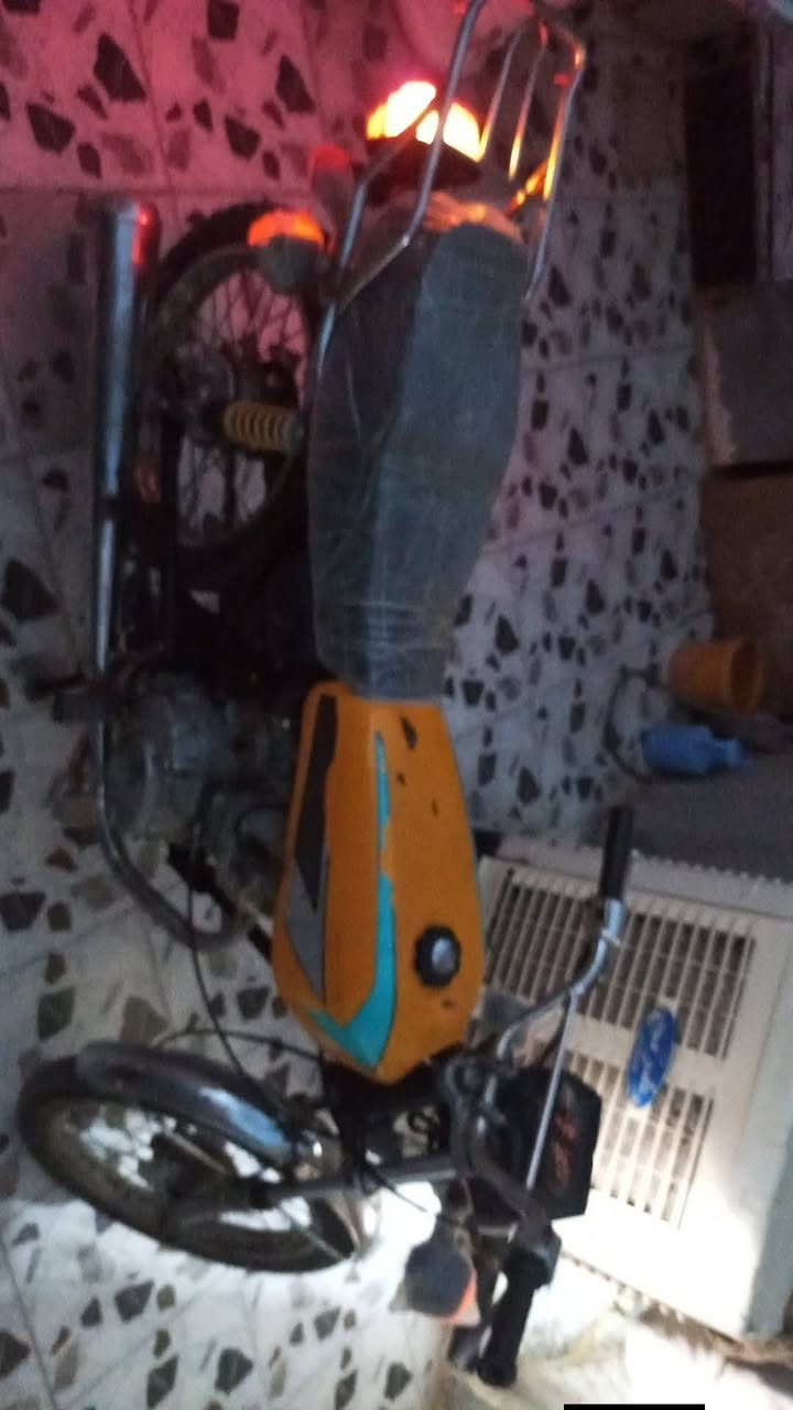دراجه اوراقه ضايعه كلك اتكفل عشاير وسرقه  ارشا موديل 18 شاصي عالي دراجه حلوه وكامله كهربايات كله شغاله مكينه ناعمه شلعه ومعدل سعره ب325وبيه مجال بسيط 
حك الجيه
كلشي ما ناقصه. بس جبنه ما عندي مجال ابدله.✨   مكاني حله ابو غرق. 
الشراي يتصل ***********‬‏ جوه ال300ما ابيع
