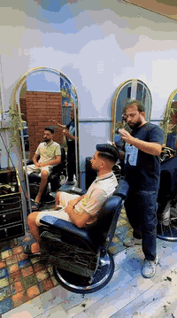 ✂️🔥 تم افتتاح صالون حلاقة رجالي 🔥✂️
نرحّب بكم في صالوننا الجديد،

مكان يجمع الذوق، الخبرة، والدقة بأدق التفاصيل

نقدّم لكم:

• قصّات رجالية عصرية وكلاسيك

• تحديد وتشذيب لحية باحتراف

• عناية كاملة بالشعر واللحية

• نظافة عالية وأجواء راقية

📍 الموقع: قرب مطعم ماك بركر

(منصور سابقاً – حالياً أركيه فاضل)

📞 للحجز والاستفسار: ***********

يشرفنا حضوركم…

قصّة تفرق وأناقة تدوم ✨
