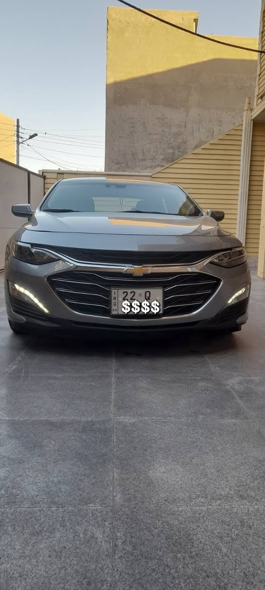 شيفروليه ماليبو موديل  ( 2025 )
مواصفات ( LS )

# محرك 1500
# رادار امامي وجانبي
# شاشة كبيرة 
# كامرة خلفية 
# نقطة عمياء
# كير 7 نمر 
# ويل كب 17
# حساسات خلفية
# بصمة تشغيل
# مثبت سرعة
# مانع انزلاق 
# سايد بريك بصمة

باقي المواصفات معروفه
ضرر سيارة جاملغ امامي واضح بالصور  ماشيه (  22  ) ميل 
سيارة جديدة 
رقم اربيل تحويل او وكالة عامة  
سعر سيارة( 153 ) ورقة بيها مجال قليل 

رقم موبايل/ ***********
                / ***********
