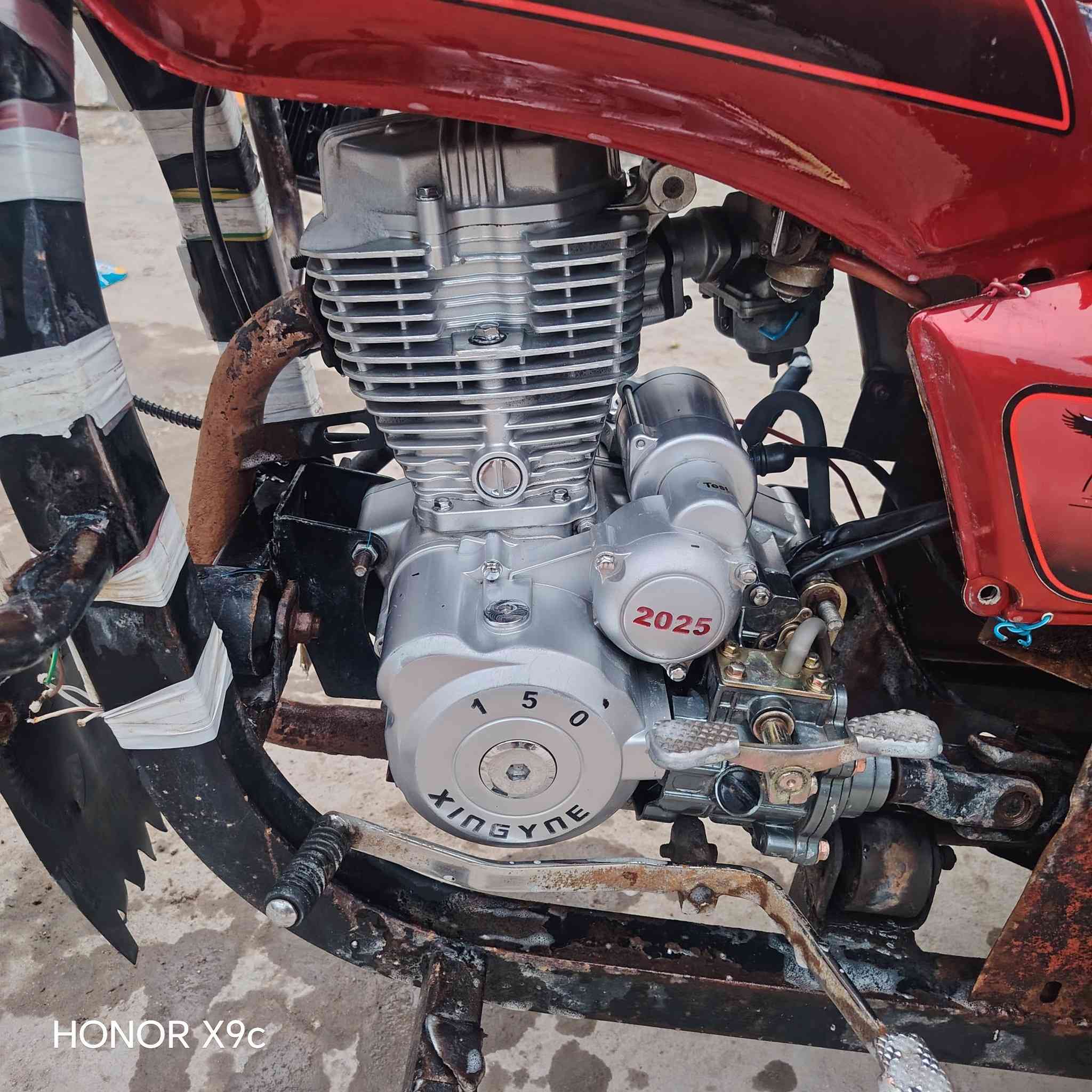 السلام عليكم ستوته 2014 للبيع محرك 25 كلك مقفوله سرقه وعشائر مكاني حله ابو غرق السعر 850 وبيها مجال***********
