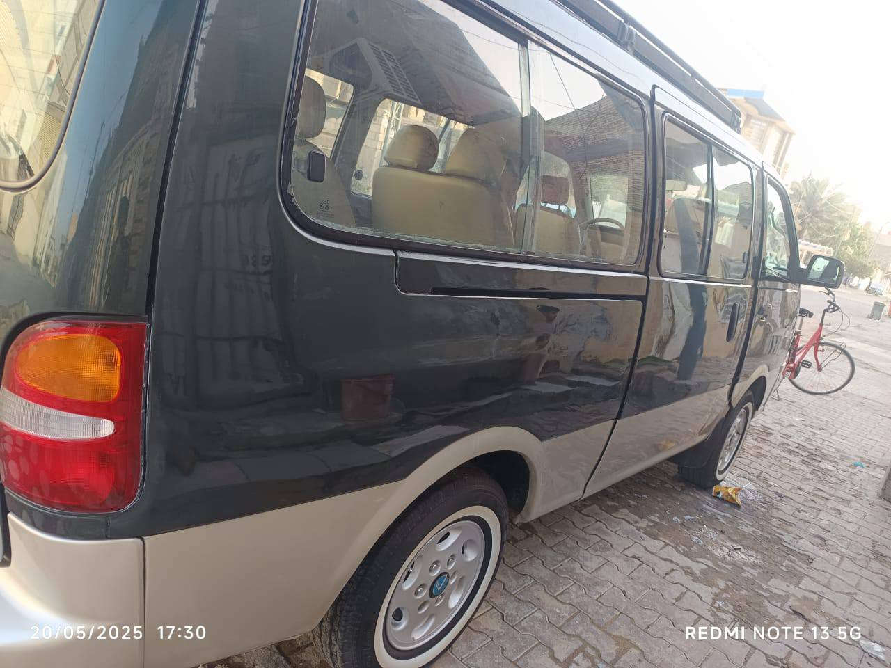 ابريجو سياحي موديل97 رقم انكليزي نجف مصفره هيئه وغرامات وابسمي  كير وكسن ومحرك جيديد كهربائيه كل شغاله ماعايزه برغي خطها نجف ناحيه القادسيه مكان السياره نجف كوفه السعر، ٧٢وبيها مجال لطيبين الاتصال على الرقم *********** غير متواجد عل فيس اتصل وبيك خير ودلل
