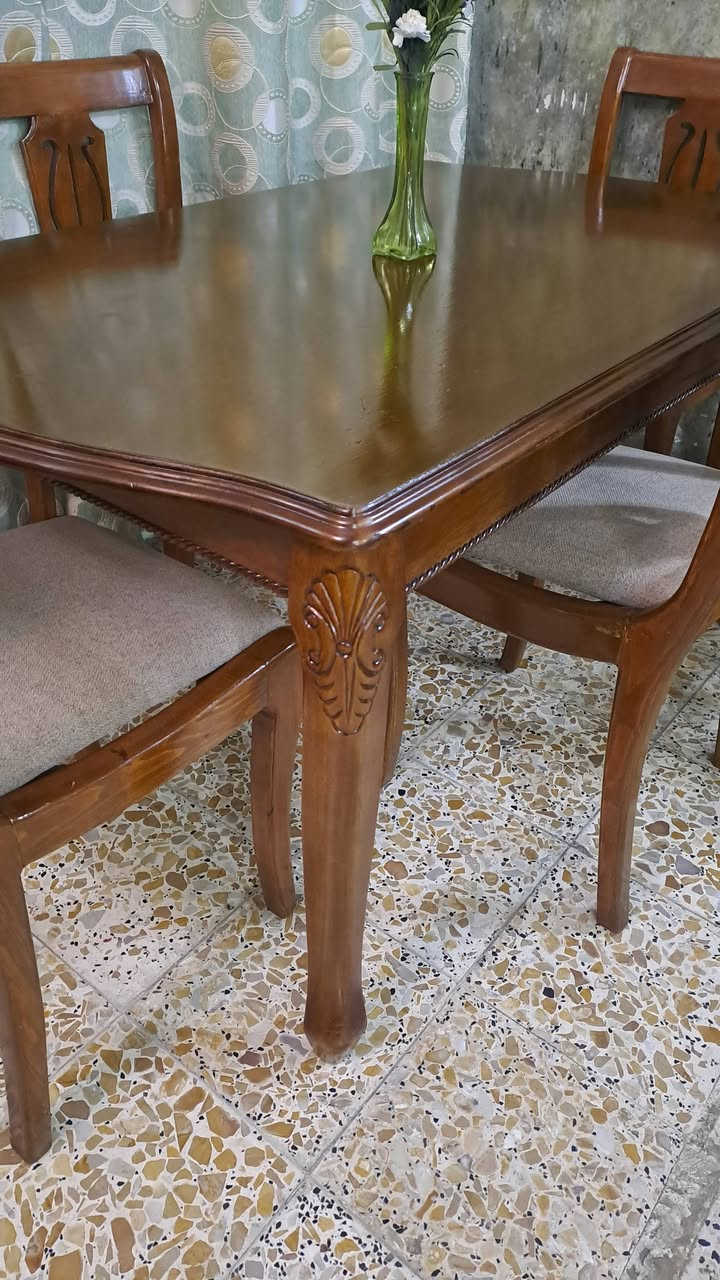 ميز طعام ٤ كراسي خشب زان الاصلي نظيف جدا توجد خدمة توصيل داخل بغداد


**إذا كنت صاحب هذا الإعلان وتريد حذفه لأي سبب، رجاءا أرسل رسالة إلى الدعم الفني**