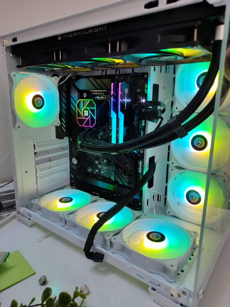 تجميعة للبيع مليون و300 الف نضيفة كلش اي ضمان تريد انطيك 

RTX 3070TI I GAME 
I7 12700KF
Asus TuF Z690 Plus D4
DDR4 G SKIL 16x16G 3600HZ
M.2 512G 
COOLER 360MM THermaltek 
CASE WHITE + 7FANS 
POWER 850WAT GOLD
***********واتساب
بغداد الكرخ
