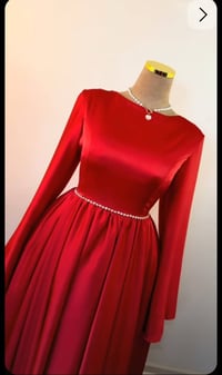 خياطة حسب الطلب • تفصيل ملابس • عالم الخياطة