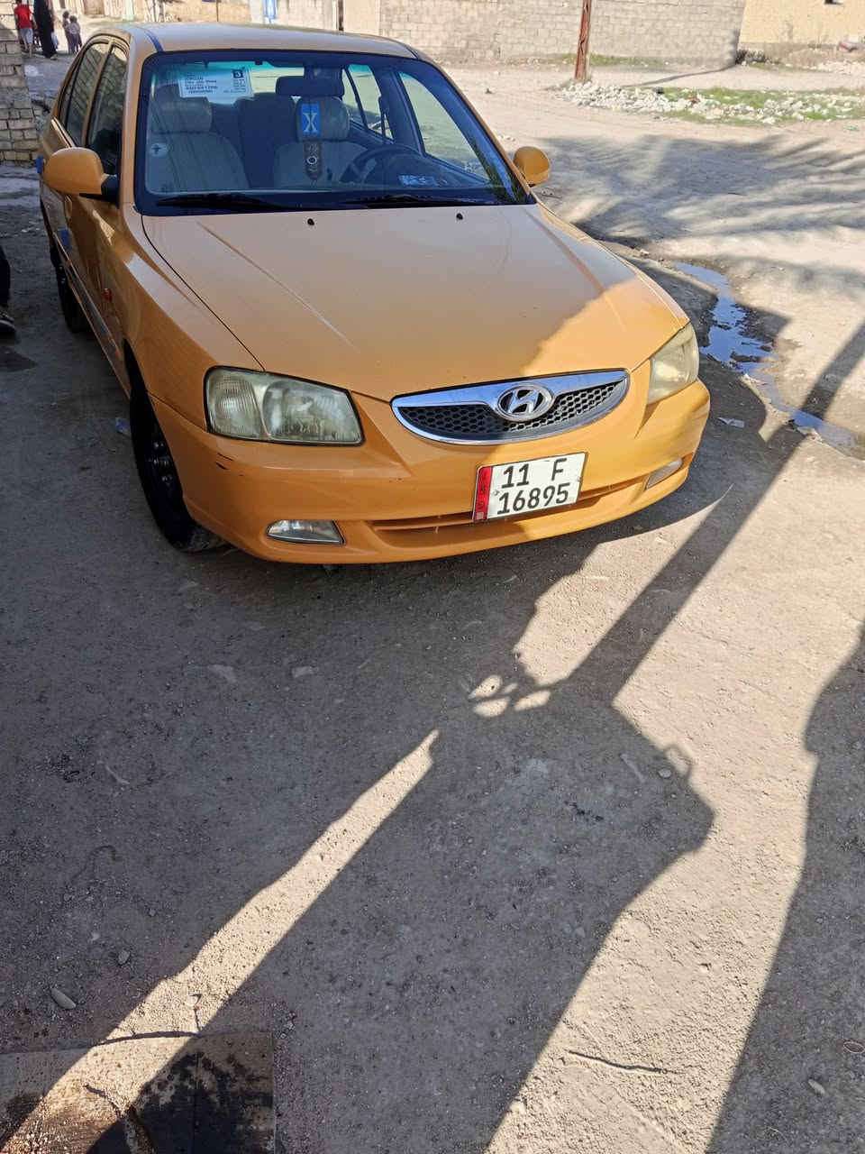 سلام عليكم عندي فيرنه للبيع هاي الصور مالته اليوم ماخده السياره ابلاديه كير محرك خير من الله تبريد تخم تاير نظيف المكان بغداد سبع البور الرقم *********** السعر 77 بيه مجال حك الجيه
