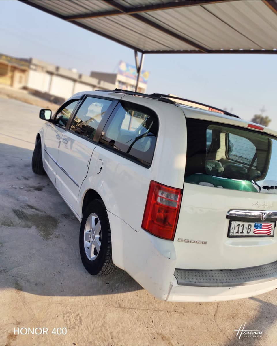مكلف بالنشر
للبيع دوج كرفان ٢٠١٠ SXT
فول مواصفات بيبان كهرباء جنطة كهرباء تشغيل عن بعد شاشه كأمره خلفيه سياره بيها صبغ 4️⃣ قطع مكينه ٣٨٠٠  كرسي السائق كهرباء تبريد ثلاث قطع  كشنات بلع رقم بغداد بسمي تحويل ثاني يوم سياره كير مكينه تبريد صدر خير 
من الله 
السعر ١١٢ وبيها مجال 
للاستفسار  
0770 138 2700
