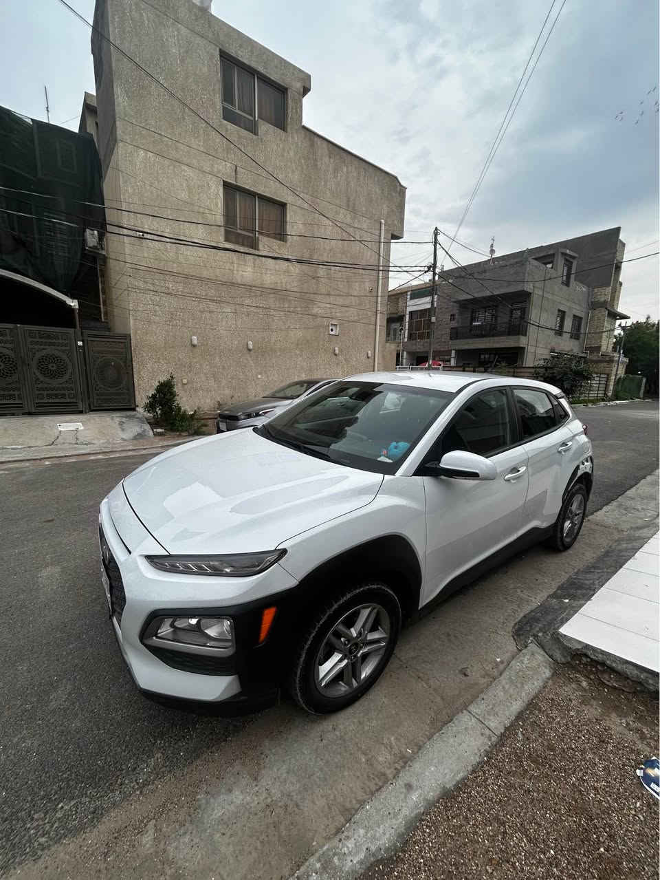 كونا ٢٠٢٠
محرك دوش ٢٠٠٠
ماشية ١٢٦ الف كيلو متر
وارد امريكي حادث بالصور وحادث بالعراق جهة الصندوك اليسرة والجاملغ الخلفي اليسرة  مو اكثر
السعر 125 ورقة 
الاستفسار فقط على الواتساب او الاتصال على الرقم
*********** دكتور علي بغداد, العراق
