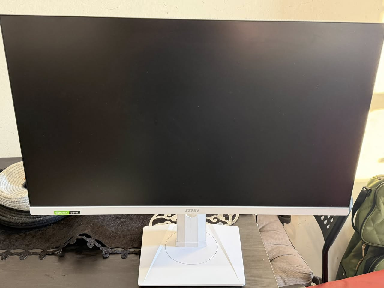 شاشة MSI 27 إنش للبيع
 • الموديل: G274QRFW
 • الحجم: 27 إنش
 • الدقة: 2K (2560×1440)
 • المنافذ: HDMI + DisplayPort
 • الحالة: ممتازة / نظيفة (تعدل حسب وضعك)
 • تاريخ التصنيع: 2023

💻 مناسبة للألعاب والشغل اليومي
🔥 وضوح عالي وأداء قوي

السعر ٣٥٠ الف


**إذا كنت صاحب هذا الإعلان وتريد حذفه لأي سبب، رجاءا أرسل رسالة إلى الدعم الفني**