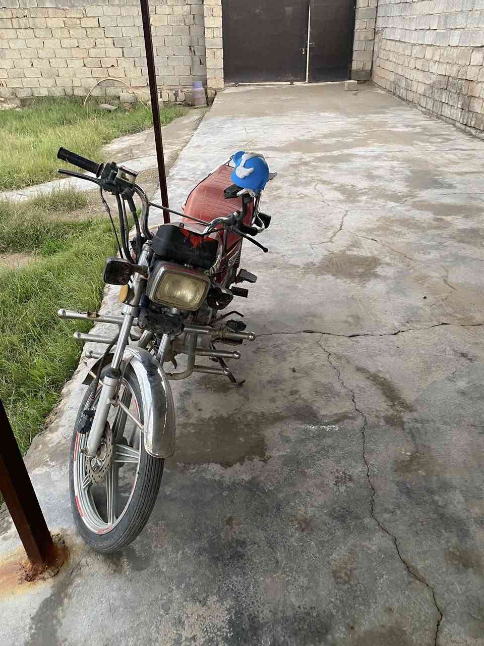 دراجة سيفان موديل ٢٠ نضيفة  كلشي شغال
ديالى دلي عباس شروين 
***********
