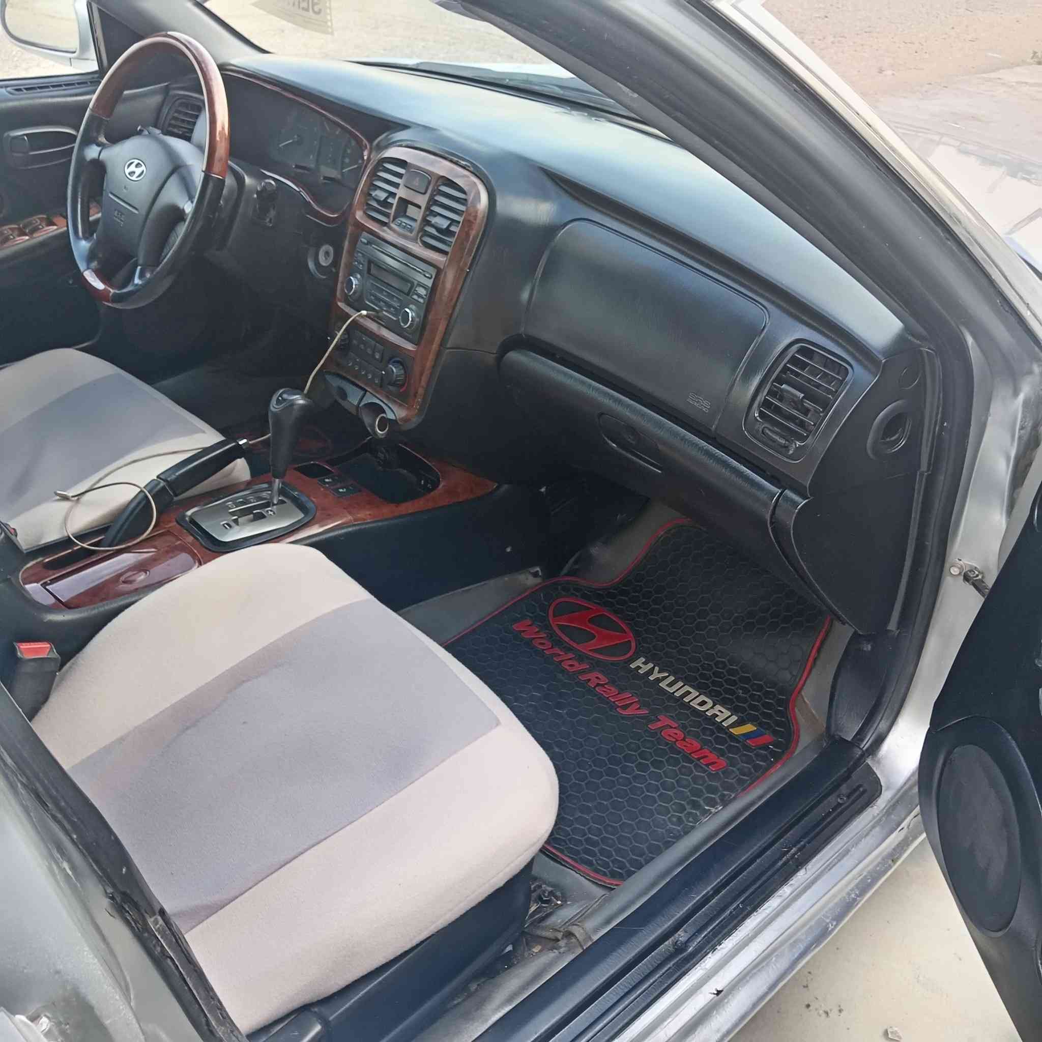 سلام عليكم سوناتا وفود موديل 2004 اصل بانزين خط واحد سياره مكينه وكير كارتون حداديه امامي خلفي جديده تخم تاير داخل كهربائيه كله على وضع الشركة شرط بدون واير جطل ولاقطع كله وضع الشركة سياره مصبوغة عام الجماليه أثر جراد صوره قبل الصبغ موجوده سنتر الوك ريموت مسجل سستم صوت دركه صاج حاكيه بلاد تحكم ستيرن رقم بغداد مشروع وطني تحويل ثاني يوم مكاني بابل المسيب سده الهنديه *********** السعر ٦٥ وبيه مجال للجادين بلا شراء سيارة جاهزه من كلشي
