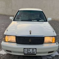 كراون • محرك ٣٠٠٠ • موديل ٢٠٠٠