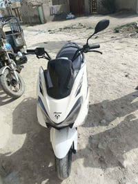 دراجة نارية • معدل • ديوانيه الحمزه شرقي