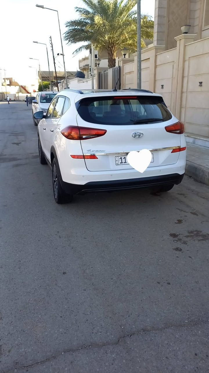 ⭕️ توسان خليجي 
موديل 2020 شركة الكَاصد
فول مواصفات 1/1
سيارة جاهزة من كلشي رقم بغداد بسمي شخصيآ 

📌 الضرر :-
  سونار مرفق بالصور 

📌 المواصفات :-
نظام ترحيب للسائق
3 انظمة قيادة
ابواب بصمة
بانوراما سقف كامل
بصمة تشغيل مع بصمة احتياط اصلي
بنوراما كاملة على طول السقف
داخل بيجي
مري شفط
حساسات أمامية وخلفية
كاميرا خلفية دوارة
أنظمة قيادة ع الجهتين
منظومة زنون
5 عدسات
كشنات كهرباء
تدفئة وتبريد
تبريد قطعتين
محرك 2000 دوش
ماشية 106 الف 

📌 الحالة :-
السيارة جديدة وجاهزة
وكلشي بيها جديد ونظيف
ما بيها أي نقص 
يعني شغل واطلع على الخير والبركة للياخذها

📌 المكان :-
واسط 

📞 للاستفسار الاتصال ***********

🔴 السعر : 218$ بيها مجال لشراي
