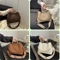 شنط نسائية • جملة من الصين • ٦٠ قطعة