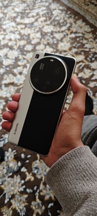 شاومي ١٥ الترا • شاحن ٩٠ واط • كامل الملحقات