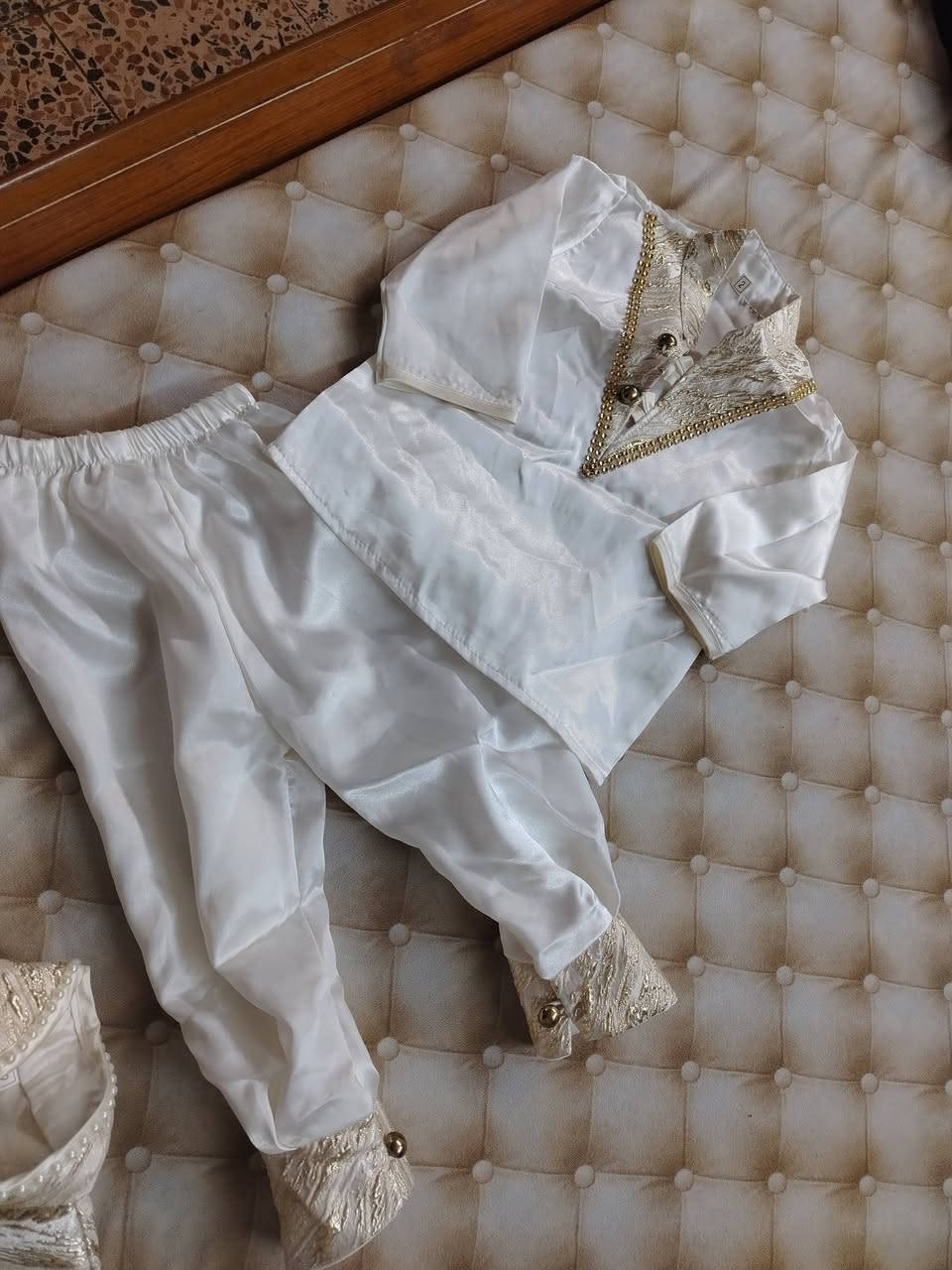 زي تركي يلبس عمرسنة اخوالجديدوالحذاءقياسة ٢٣ اريد٢٥قفل لان مشتريتة٤٥الف ملبوس اقل من ه


**إذا كنت صاحب هذا الإعلان وتريد حذفه لأي سبب، رجاءا أرسل رسالة إلى الدعم الفني**