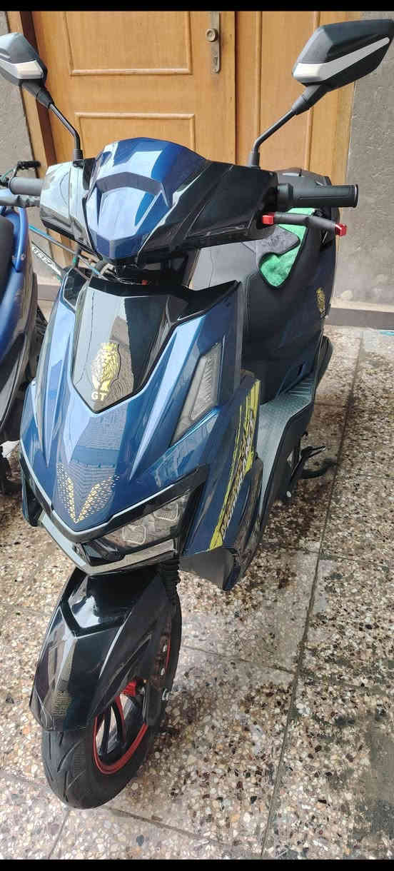 السلام عليكم دراجة شحن للبيع جديدة نضيفة الاستفسار الاتصال على الرقم ***********
