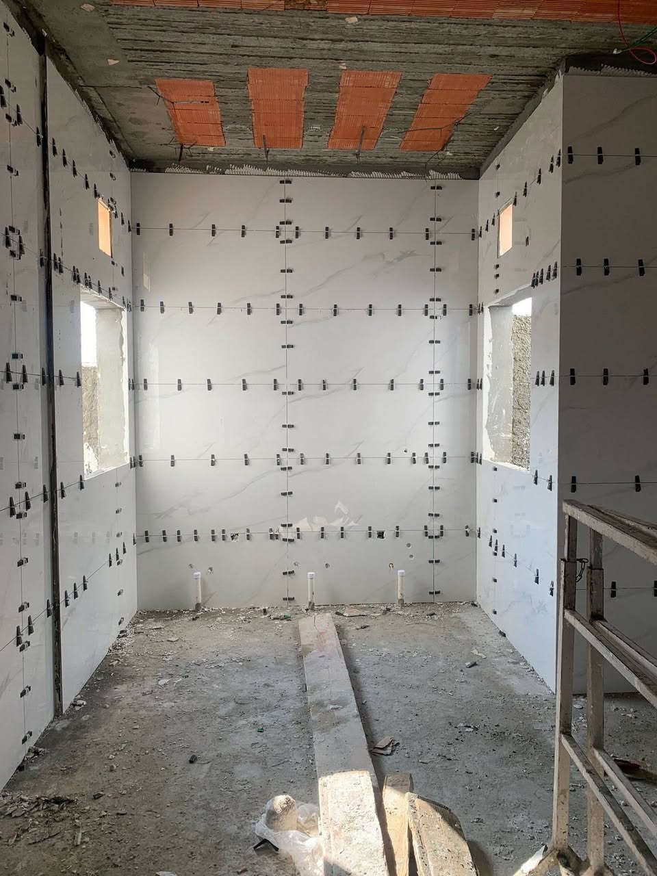 نقدّم خدمات تركيب السيراميك بدقة واهتمام بالتفاصيل لأن الشغل الصح يبين من أول نظرة ويعيش سنين
نشتغل على أساس الضمير، الالتزام والذوق قبل أي شي
🔹 تركيب سيراميك أرضيات
🔹 حمّامات ومطابخ
🔹 ميزان مضبوط وفواصل مرتّبة
🔹 قصّ نظيف وتشطيب أنيق
🔹 التزام بالوقت واحترام المكان

هدفنا مو نكمّل الشغل وبس
هدفنا نسلّمك عمل ترتاح له
نحرص إن يكون الشغل
✔️ مرتب
✔️ عملي
✔️ يدوم على المدى الطويل
ثقة الزبون عندنا أهم من أي شي
📞 للتواصل والاستفسار: ***********6
واتساب***********
سعر مناسب مقابل شغل متقن ورضاكم هو الأهم
