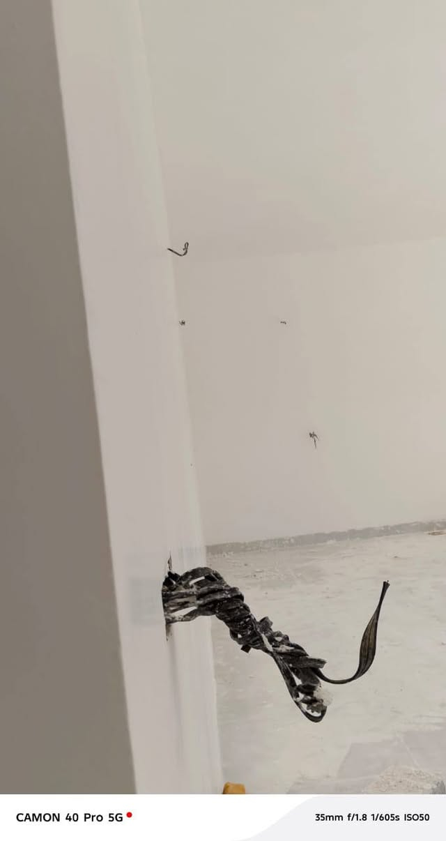 كادر الباخين جص من الموصل شقل مصاطر على خيط 🧵يتكون من خمس خلف و خمس عمال رقم الهاتف ***********/***********

