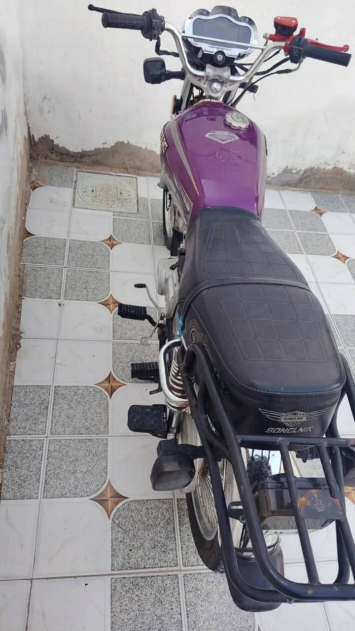 للبيع موديل 2024 أوراق أسكنر السعر550 وبيها مجال ***********
