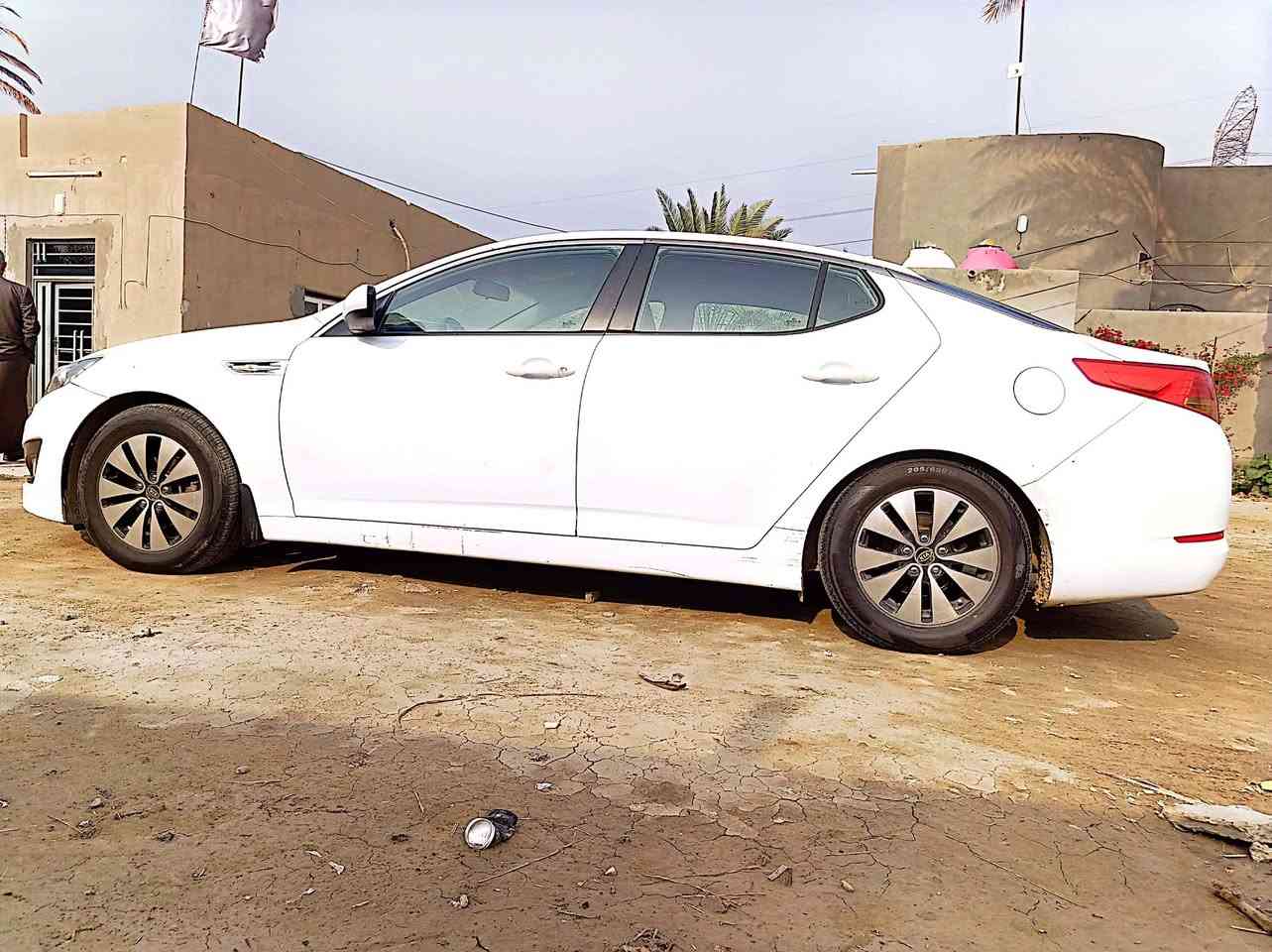 السلام عليكم كيا اوبتما موديل 2011خليجي بيه بارد بالجاملغ الخلفي  فقط والباقي كفاله كير مكينه تبريد حداديه كهربائيات   السعر 120$ وبيه مجال بسيط مكاني الديوانيه ##رقم ‏‪***********‬‏
