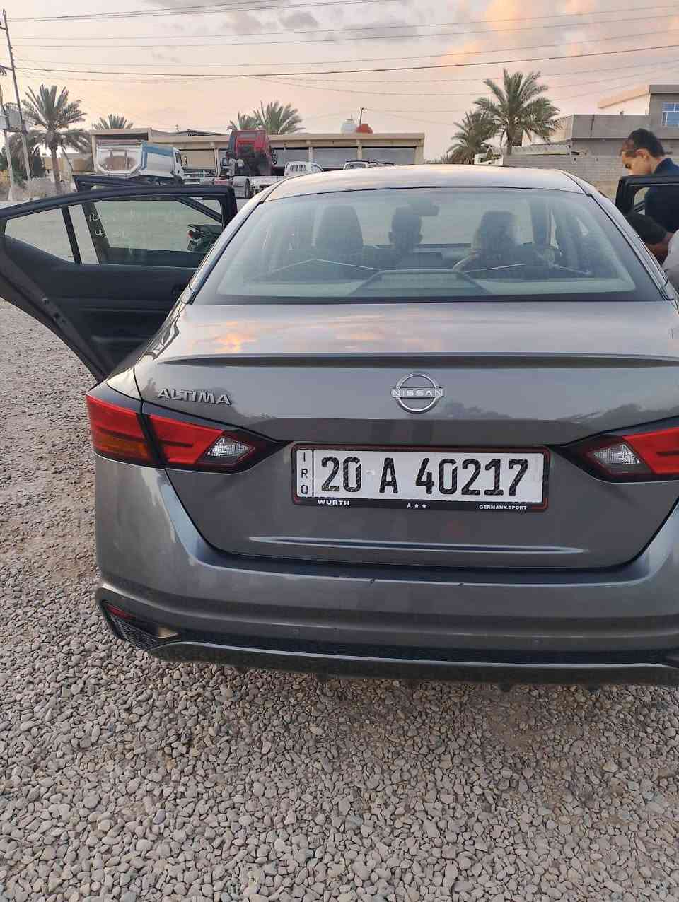 نيسان التما 2024 s امريكي
رقم ديالى بسمي سنوية  جديدة 
هزة جديدة 
حادثها بونيد وجاملغ صفحة السايق بدون دواخل شرط 
السيارة جديده ماشية 19 الف
مكفول من كلشي عدا البونيد والجاملغ غيرهن ماكو 
السعر 153
***********
