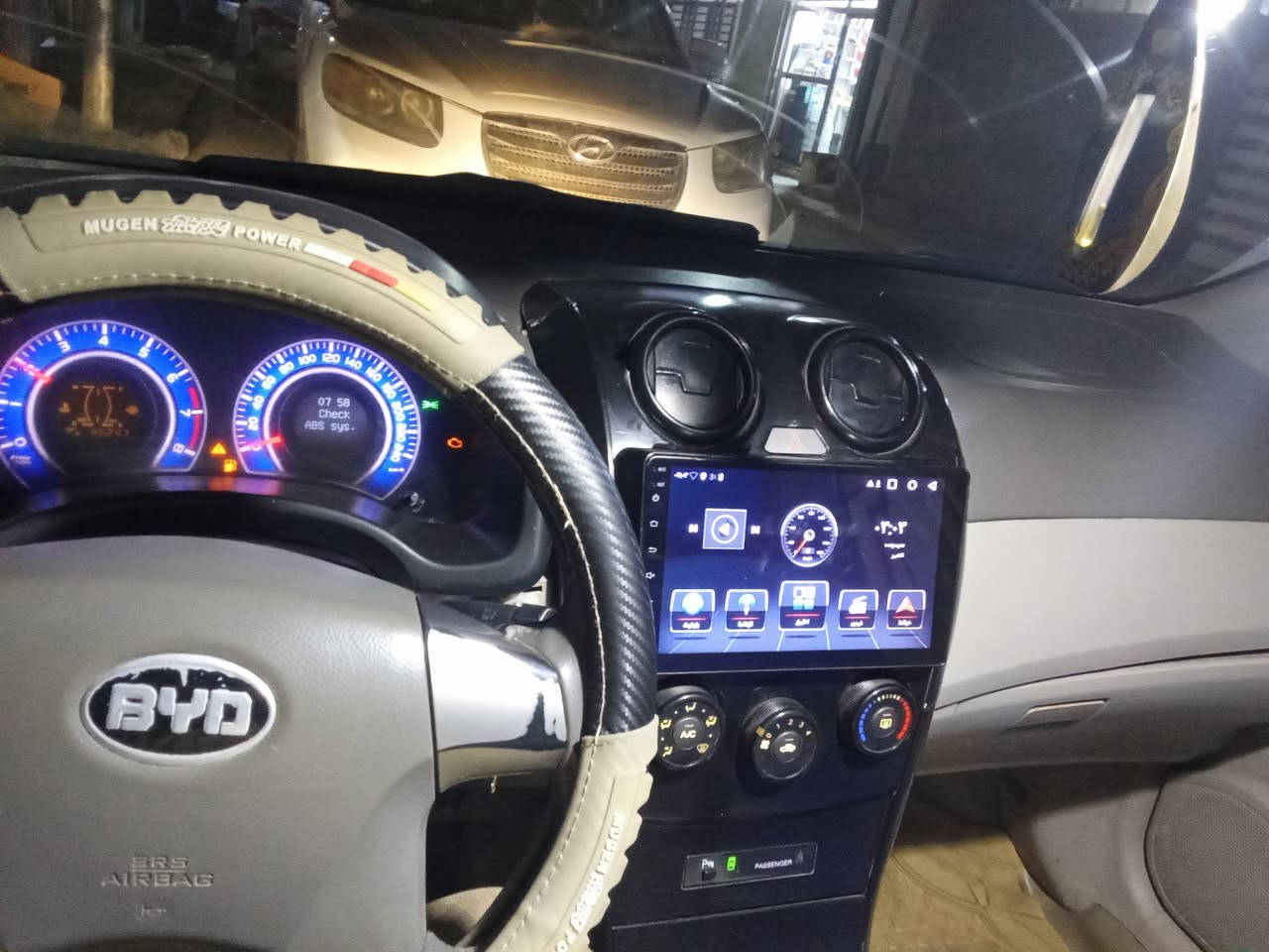 اسلام عليكم اخوان الاعزاء بي واي دي موديل 15 سيارة جاهزة من كلشي محرك كير كامري أبل جف توني شادله سعره 40وبيه بيع مراوس عنوان ذي قار ملاحظة سنوية ضايعة وعندي وكالة عامة بسمي7088073 0788


**إذا كنت صاحب هذا الإعلان وتريد حذفه لأي سبب، رجاءا أرسل رسالة إلى الدعم الفني**