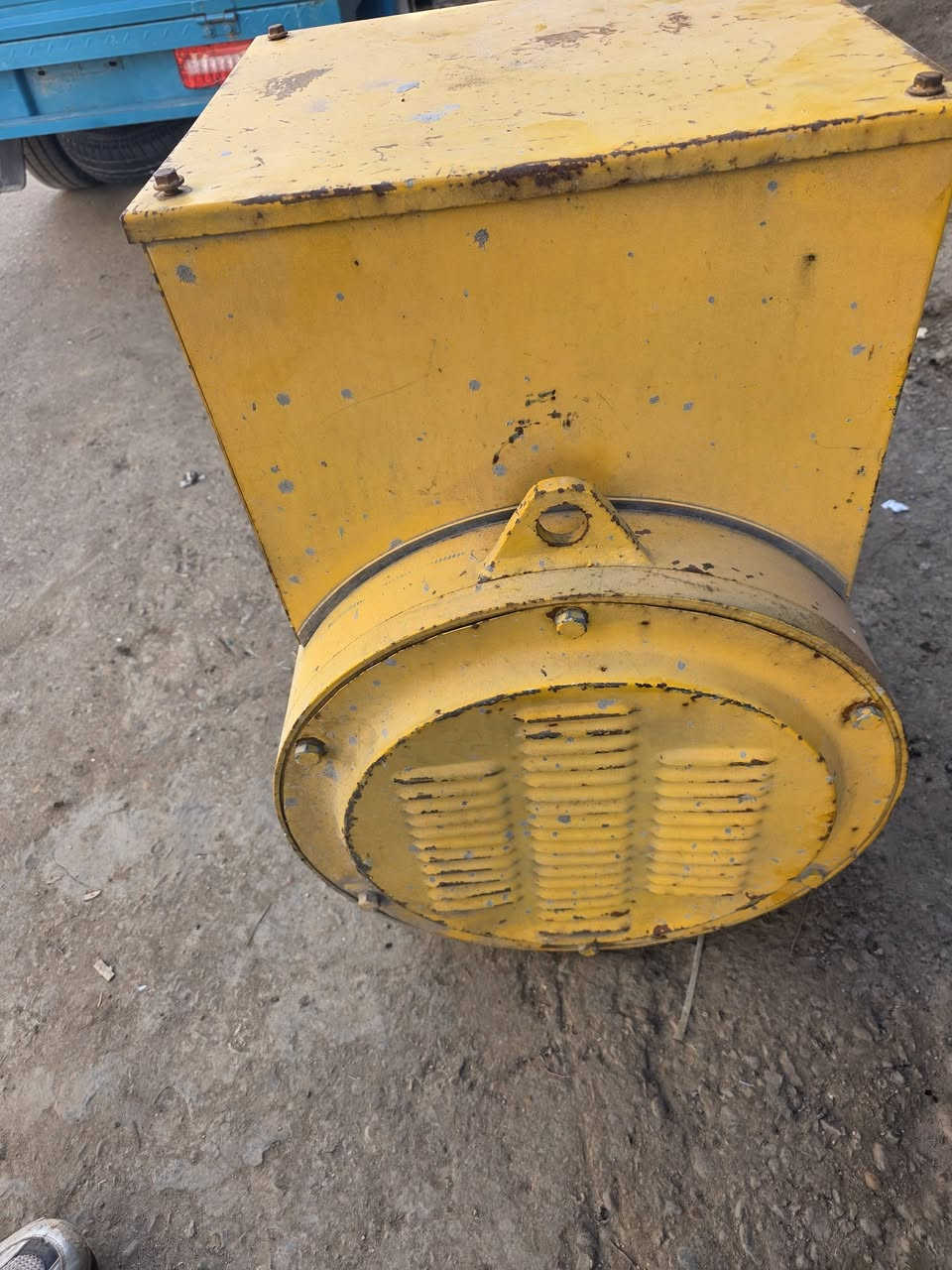 السلام عليكم راس توليد 125 كيفي بلادي السعر.    9$
***********
***********
