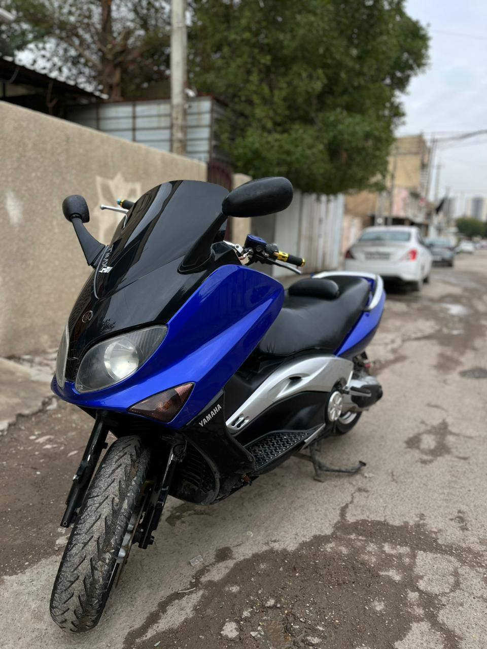 سلام عليكم للبيع او مراوس حسب القناعه 
هاي الحيوانه TMAX 2007 للبيع بعدها رمبه مكفولة كفالة عامة مكينة بلجيس جيب الفيتر اليعجبك وتعال افحصها كلها بلادي نقصها شوفة عينكم جاملغ امامي اليريدها يراسل او يتصل واتساب مكانها بغداد وبلحقيقه احلى من لصور 
***********
