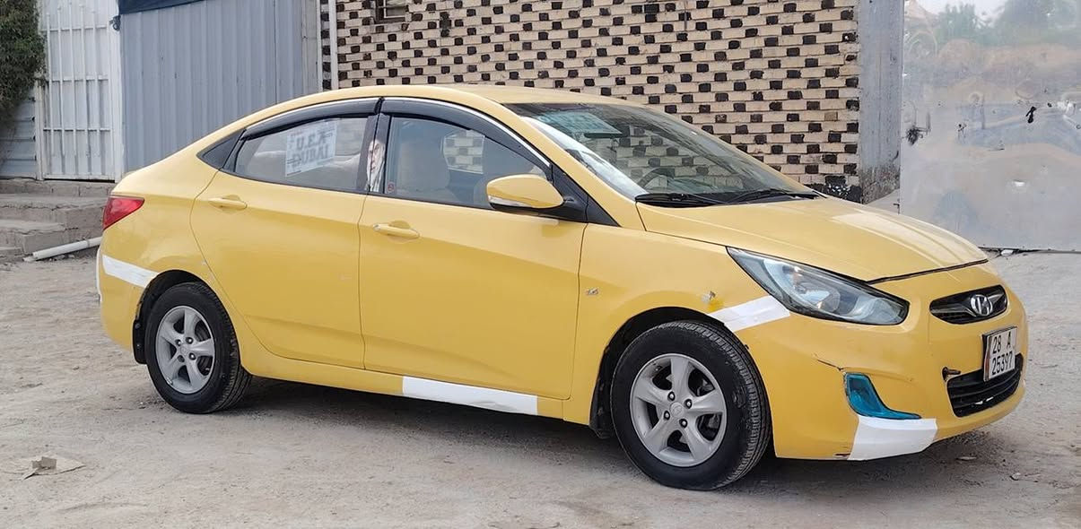 اكسنت موديل 2012 وارد خليجي مكينه وكير وحداديه وتخم تاير  وتبريد وكهربائيات السياره جاهزه مال جناي السعر(75) وبيه مجال الرقم ***********
