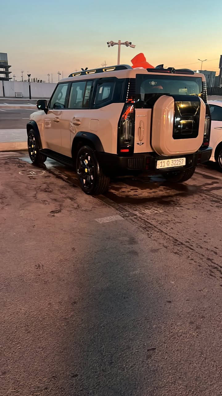 السلام عليكم
جيتور T2  للبيع 2025
ماشيه 35 الف رقم بغداد باسمي
بيها رصعات 2  خفيفه جدا موضحات بالصور
وكالة هارلم
المواصفات🚘
بانوراما
حساسات امامي خلفي
كامرات 560
داخل زيتوني
 تبريد كشنات
تبريد قطعتين
شاشه كبيرة
ثلاجه 
بصمات 2
منفد type c عدد 2 ومنفذ usb عدد 2
 كافة السيارة مصابيح LED
ناقل الحركة 7
شحن وايرليس 
اوامر وتحكمات صوتية
مثبت سرعه
محرك 2000 تيربو اقتصادية
نظام مراقبة ضغط الاطارات
بعدها بضمان 10 سنوات هارلم
السعر 37 مليون وبيها مجال بسيط  
للاستفسار *********** (واتساب+اتصال هاتف) غير متواجد فيس
مكان السيارة بغداد حي اور
